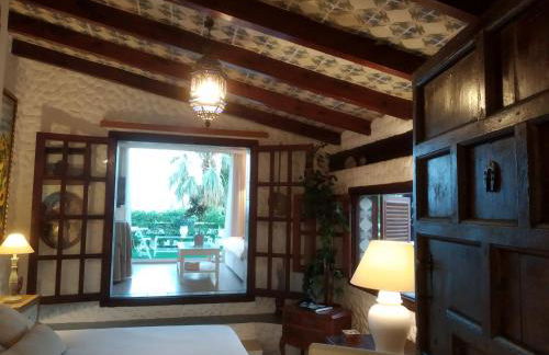 Apartamento con terraza y vistas al mar - Foto 11