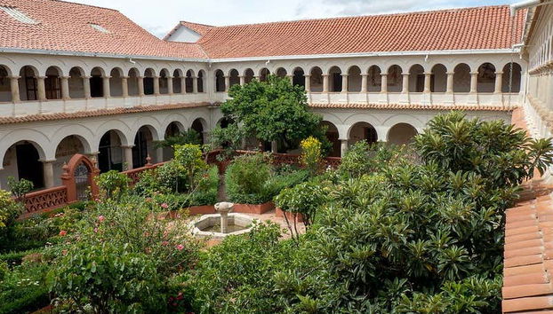 Cloître du couvent de Santa Clara