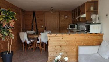 Pierre de Famille - Foto 2