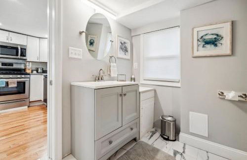 Beachfront Parking Salisbury Beach Retreat - Foto 23