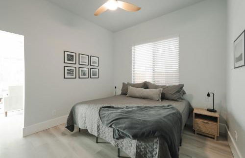 Modern Casita,Spa,Pool 10 Min to AZ Athletic Center - Photo 23