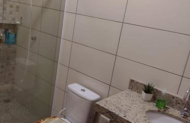 Belíssimo sobrado com piscina - Foto 12