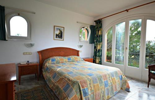 Casa con Piscina, Wifi, A/A y Barbacoa en Sant Pere Pescador - ES-89-82 - Foto 8