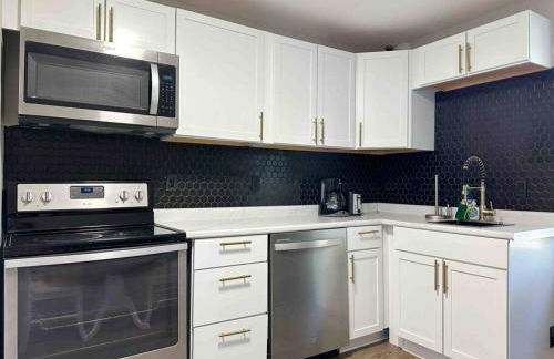 Rotherwood Roost / 2BR/1BA Apartment near UE - Foto 14