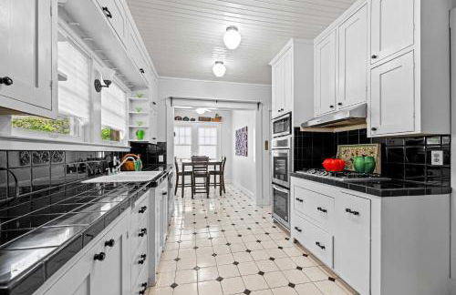 Mistletoe Heights Bungalow - Foto 24