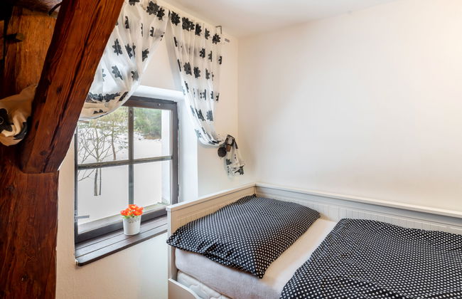 5 bedroom House in Benešov nad Černou with private pool and garden - Photo 30