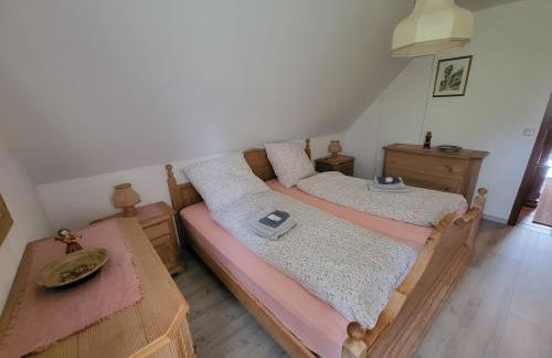 Große ruhige Ferienwohnung in Segringen, Dachterasse, Fernblick vom Grundstück - Foto 6