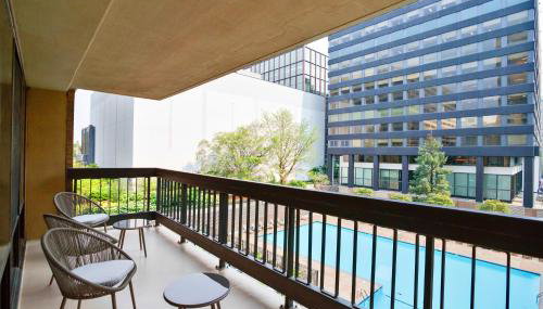 Modern Crystal City Apartment Top Amenities & Prime Location - Foto 5