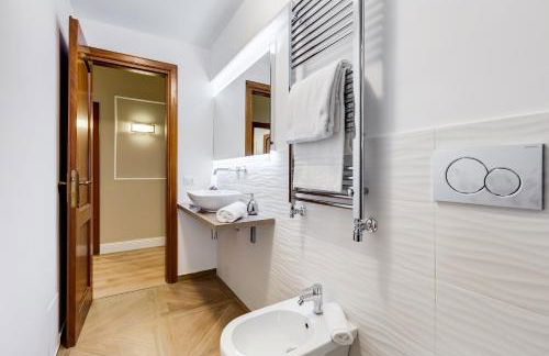 Repubblica Exclusive Apartment - Photo 8