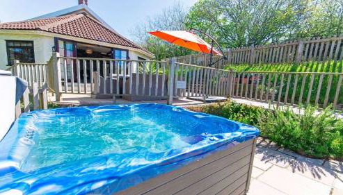 Streamways Nr Croyde 6 Bedroom, Sleeps 12-16, Hot Tub - Foto 4, Other