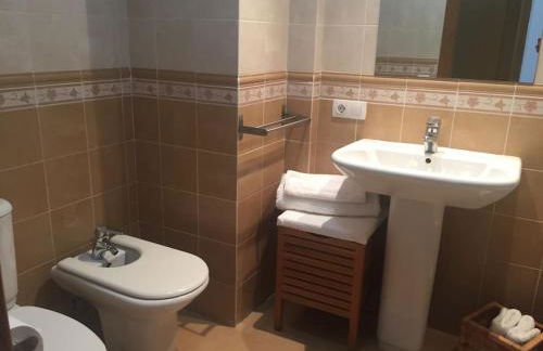 Stylish & cosy 3 bed apartment! - Photo 13