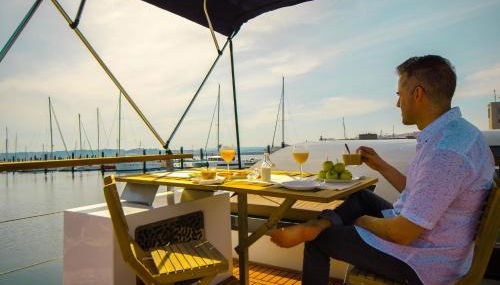 Exclusivas vistas al mar en casa barco, pleno centro, terraza, parking - Foto 3