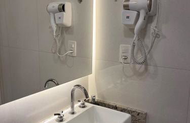 Lindo studio na área central de Poços - Foto 18