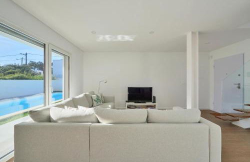 Aroeira Villa w/ Pool near Beach, By TimeCooler - Foto 29