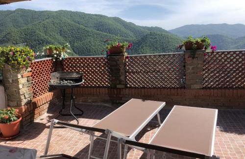 Home Holidays Crasciana, con terrazza vista sulle Alpi Apuane. - Foto 13