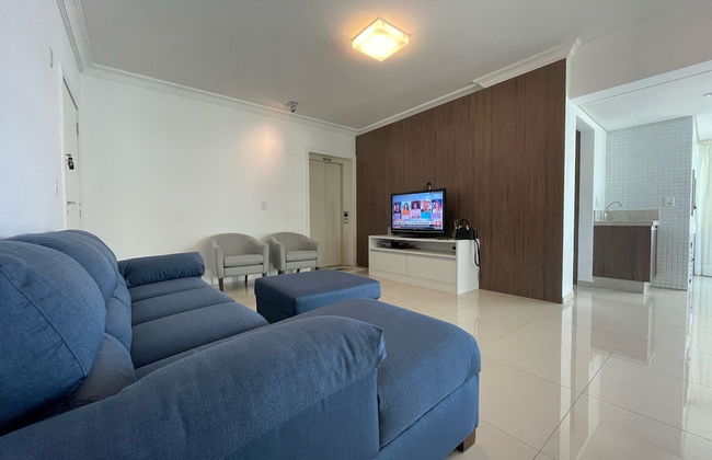 AMPLO APARTAMENTO UM POR ANDAR - Photo 19