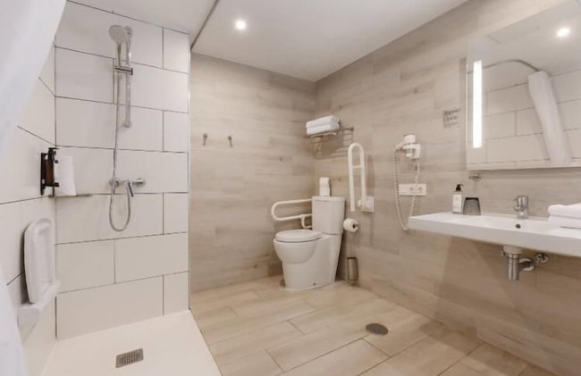 R2 Bahía Kontiki Beach Apartments - Photo 26