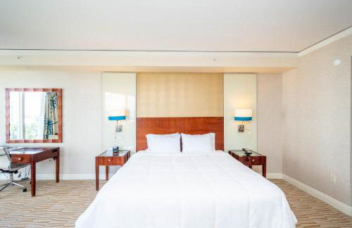 TRUMP INTERNATIONAL BEACH RESORT 2 BEDROOM APARTMENT 1600 Sf Ocean and Bay View - Foto 19