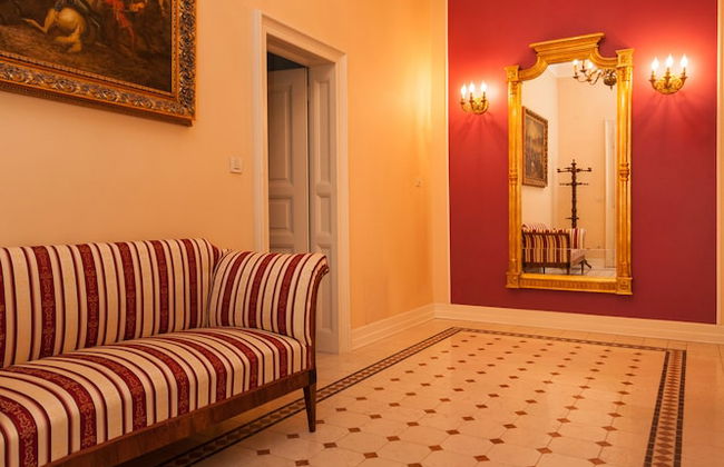 Filip Palace Luxurious Apartment - Photo 26