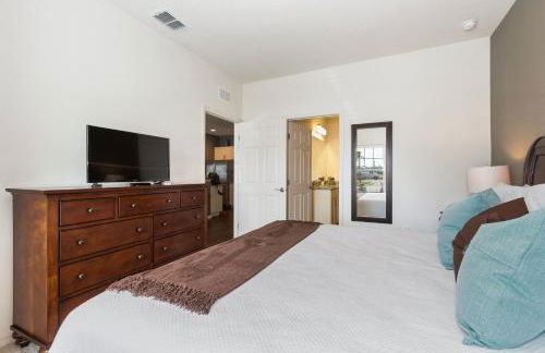 3 Bedrooms S / Lucaya Village Townhouse by RedAwning - Foto 18