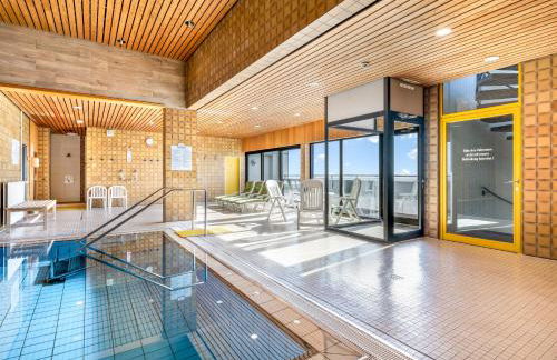 Exklusives Apartment Sunrise mit Whirlpool im 24-OG, Zugang zu Pool und Sauna - Foto 27