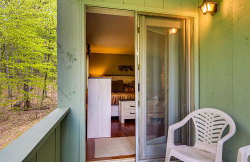 Bartlett Townhome with Balcony 1 Mi to Ski Resort! - Photo 21