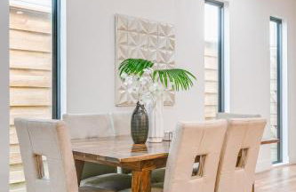 Uptown Modern with Private Patio & 1Gbps Wi-Fi - Foto 31