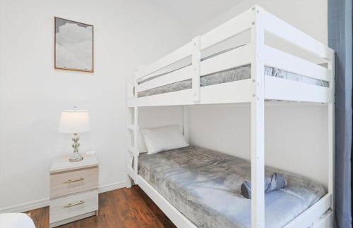 The Blue Holly - Bright & Spacious with a Pool - Foto 22