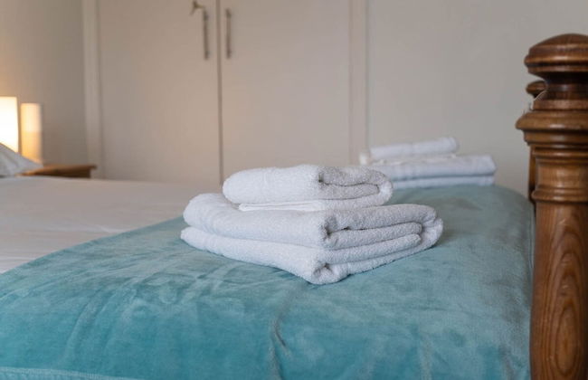 Host Stay Martlet House - Photo 7