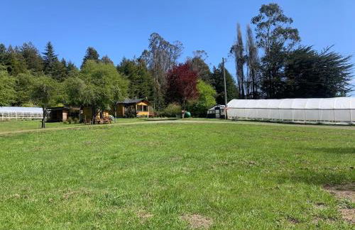 Unique Farm Apartment with Woodstove - Foto 8