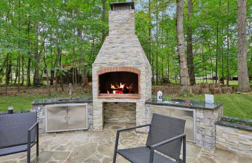 DC Luxury Retreat in Forest Spacious Full of Fun - Foto 76