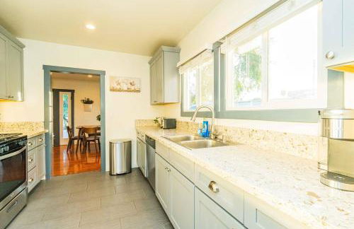 Newly Remodeled 3B2B House - Foto 29