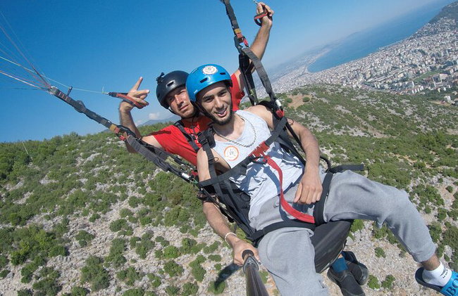 Aventura en parapente en tándem – ¡Vuela sobre las nubes! - Foto 4