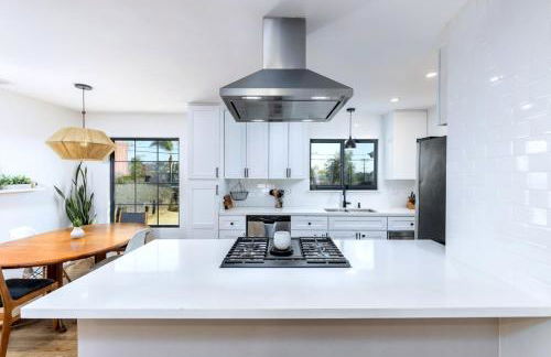 Echo by Coast to Cactus - Family-Friendly Home - Photo 33