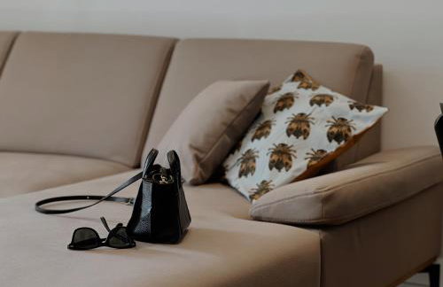 Dawn & Dusk - Modern Two Bedroom Apartment with Mountain Views - Photo 5