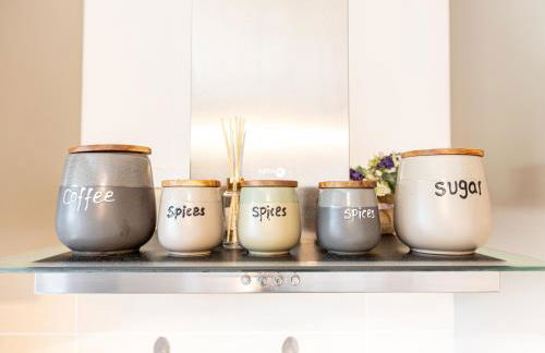 MRB Real Estate - Maison Ludovica - Monolocale Moderno con Giardino - Foto 27