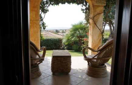 Mansion On The Hill - Photo 12