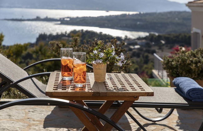 Villa Kallisti - A Dream House With Amazing View - Photo 2