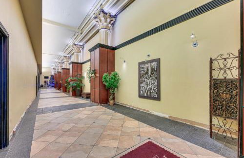 Heart of Dtwn Omaha Historical Apt with Perks - Foto 54