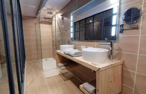 Maison tout équipée! Avec SALLE DE CINÉMA!!! - Foto 3