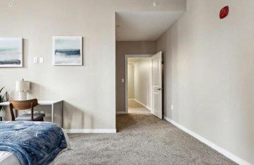 2BR Executive Downtown Apartment by ENVITAE - Foto 36