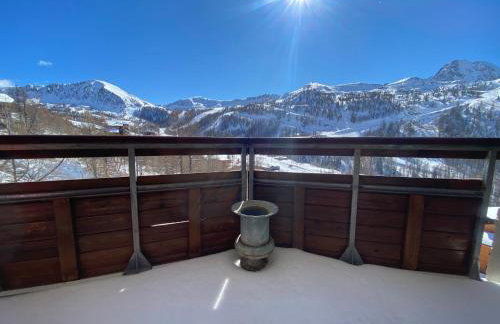 2 pièces pour 5 personnes, tout pédestre, pistes a 3mn, vue exceptionnelle - Photo 9