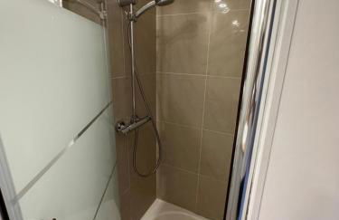 Sunny studio Mountain View balcony Alpe d Huez Studio ensoleillé balcon vue montagne - Foto 9