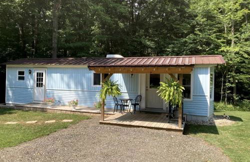 Cozy Bungalow Rental Perfect for Glamping in Michigan - Foto 1