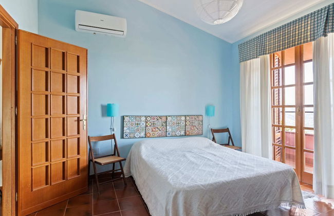 Belvilla by OYO Quaint Villa in Carini With Garden - Foto 3