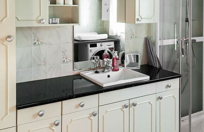 8 Person Holiday Home in Sæbø - Foto 14