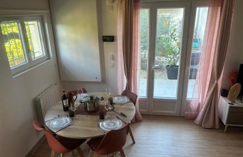 Petite maison cosy en bord de Marne 2 lits en mezzanine - Foto 10