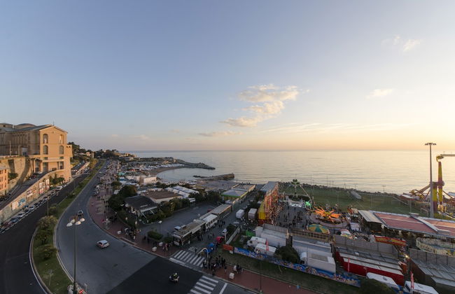 JOIVY Fronte del Mar Seaview Apartment Casaregis - Foto 34