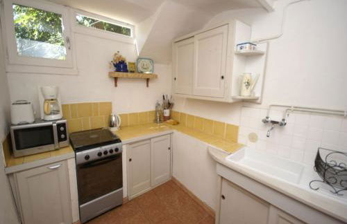 Lovely house with grass garden, shared swimmingpool, next to the river Ardèche - Foto 15