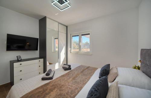 Koleus Apartment - Sea View & Pool - Photo 6